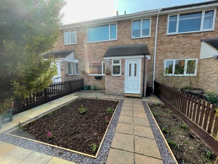 4 Bedroom House To Rent In Hawkslade, HP21
