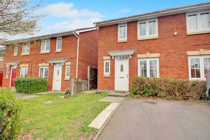 3 Bedroom Detached House For Sale In Eastfield Mews White City, Gloucester, GL4