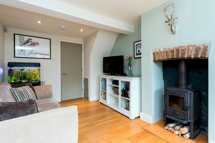 2 Bedroom Terraced House To Rent In Temple Road, Oxford, OX4