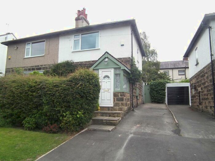 2 Bedroom Semi-Detached House To Rent In Carlisle Avenue, Yeadon, Leeds, LS19
