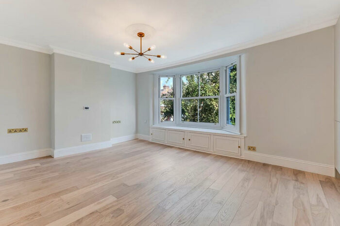 2 Bedroom Flat To Rent In Colworth Road, London, E11