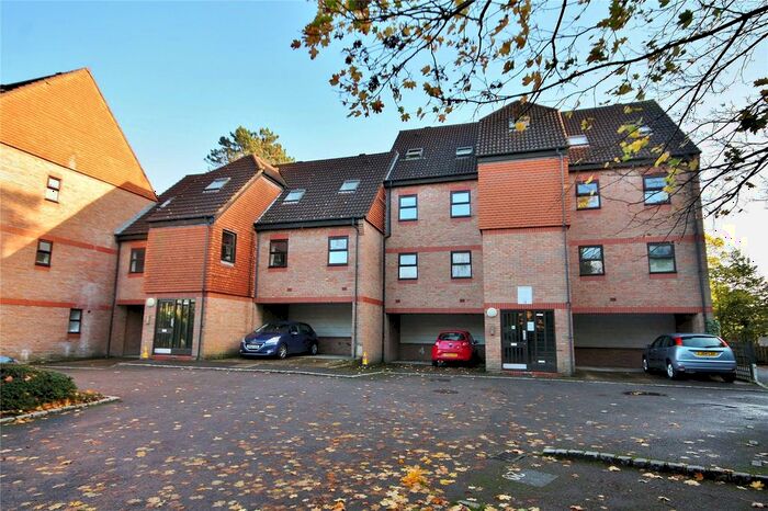 2 Bedroom Flat To Rent In Carmel Close, Mount Hermon Road, Woking, Surrey, GU22