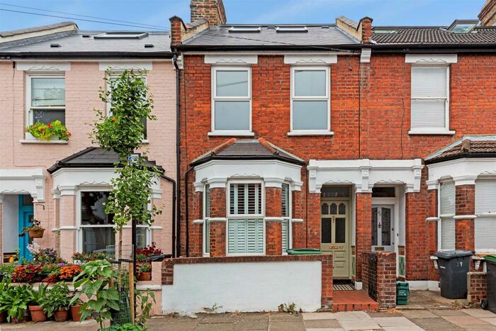 4 Bedroom Terraced House To Rent In Dunloe Avenue, West Green, N17