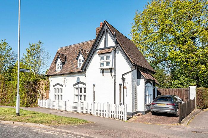 2 Bedroom Detached House For Sale In Allum Lane, Elstree, WD6