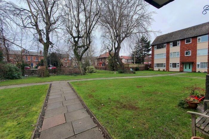2 Bedroom Flat To Rent In Cambridge Road, Liverpool L23