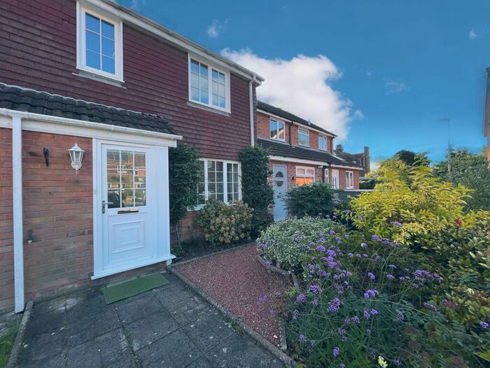 3 Bedroom House To Rent In Fitzwilliam Avenue, Hill Head, PO14