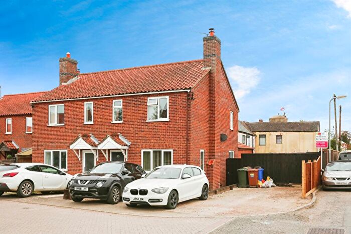 3 Bedroom Semi-Detached House For Sale In Main Road, Holland Fen, Lincoln, LN4