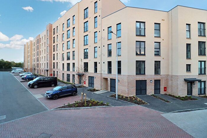 2 Bedroom Flat To Rent In Kilpatrick Grove, Edinburgh, EH6