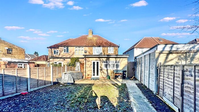 3 Bedroom Semi-detached House For Sale In Heathdale Avenue, Hounslow, TW4