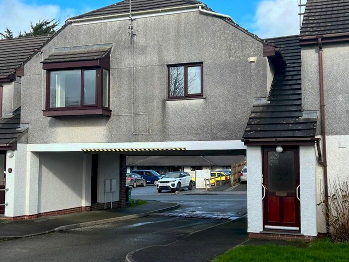 1 Bedroom Flat To Rent In Ruskin Court, St. Columb TR9