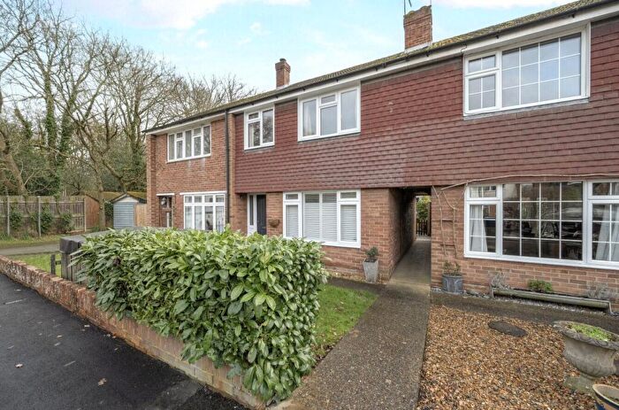 3 Bedroom Terraced House For Sale In Bonners Close, Woking, Surrey, GU22