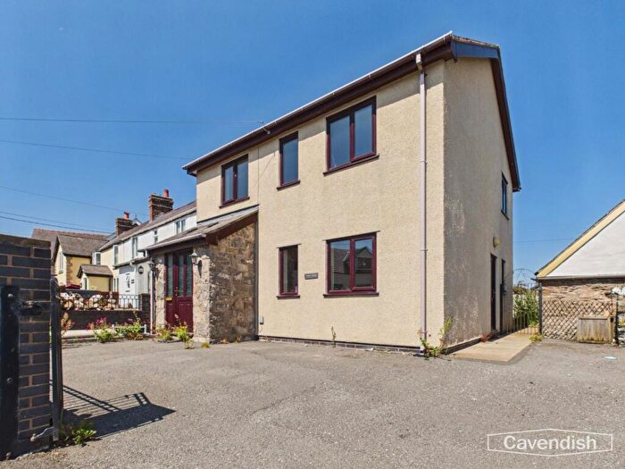 3 Bedroom Detached House For Sale In Clawddnewydd, Ruthin, LL15