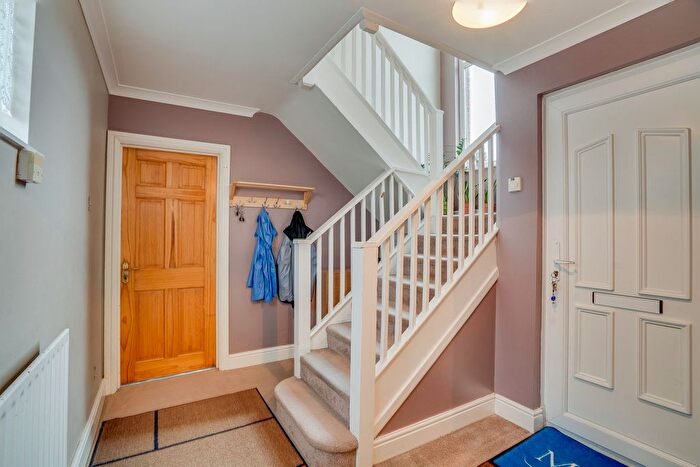 3 Bedroom Detached House For Sale In Cedar Road, Southampton, SO14