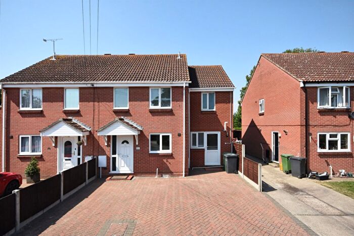 3 Bedroom Semi-Detached House For Sale In Wrights Avenue, Cressing, Braintree, CM77