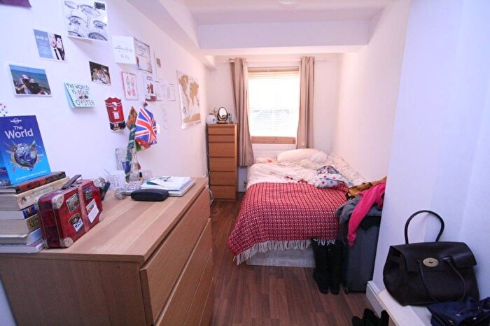 3 Bedroom Flat To Rent In St Johns Grove, Archway, London, N19