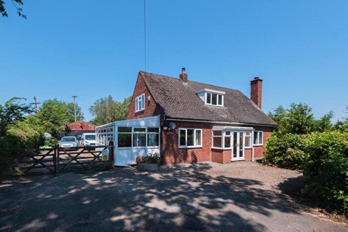 3 Bedroom Detached Bungalow For Sale In Winsford Road, Poole Nr. Nantwich, CW5