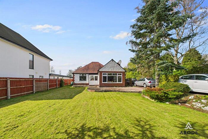 3 Bedroom Detached Bungalow For Sale In Brizlincote Lane, Burton-on-Trent, DE15