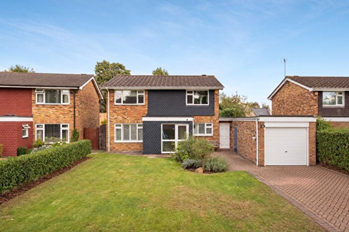 4 Bedroom Detached House To Rent In Kimber Close, Windsor, SL4