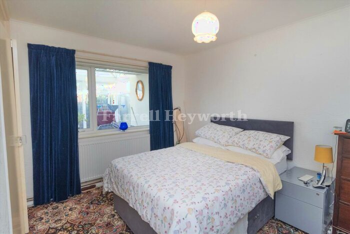 2 Bedroom Bungalow For Sale In Green Oak Place, Thornton Cleveleys, FY5