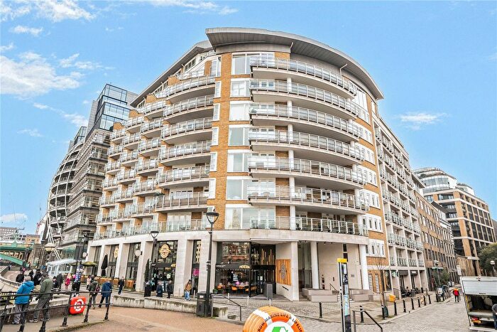 2 Bedroom Flat For Sale In New Globe Walk, London, SE1