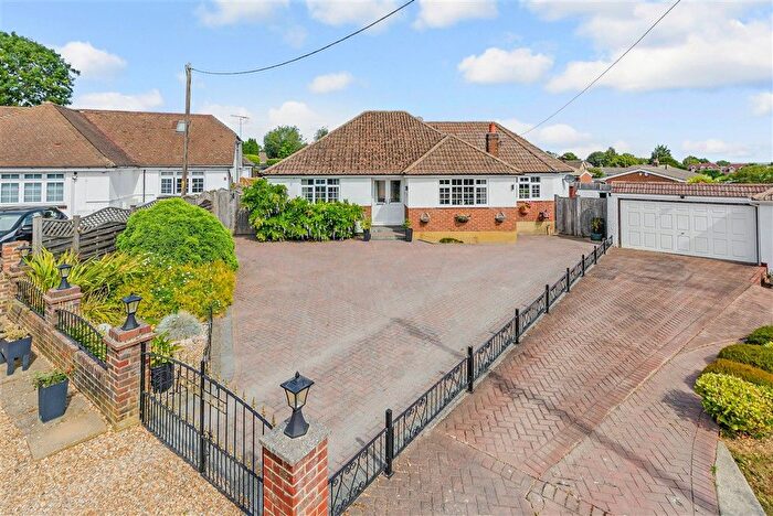 3 Bedroom Detached Bungalow For Sale In Woodland Close, Longfield, Kent, DA3
