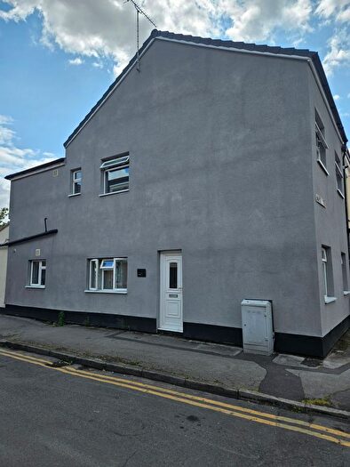 3 Bedroom Terraced House To Rent In Alma Street, DE14