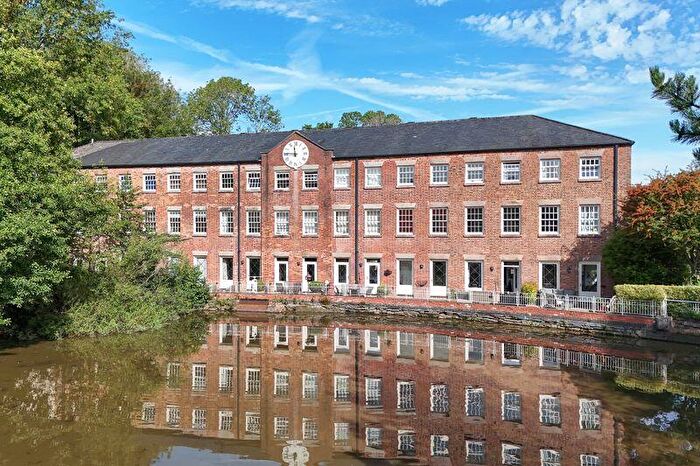 4 Bedroom Town House To Rent In Martins Mill, Congleton, CW12