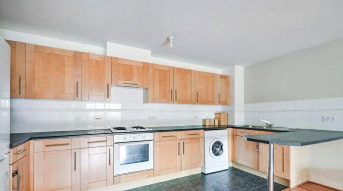 2 Bedroom Apartment To Rent In Pentonville Road, London, N1