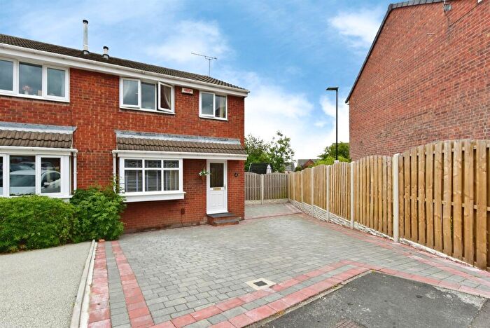 3 Bedroom Semi Detached House For Sale In Oldale Close, Sheffield, S13