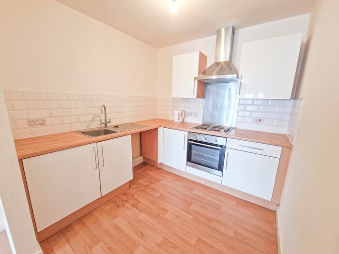 1 Bedroom Flat To Rent In Old Harbour Court, Hull, Yorkshire, HU2