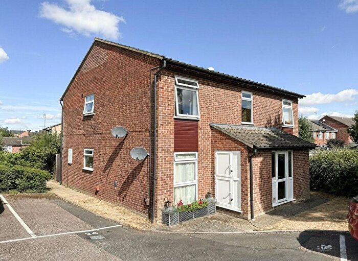 1 Bedroom Apartment For Sale In Highgate Grove, Sawbridgeworth, CM21