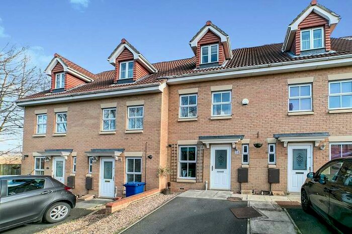 3 Bedroom House To Rent In Rosebud Close, Swalwell, Newcastle Upon Tyne, NE16