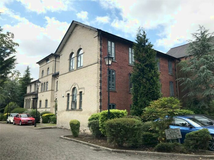 2 Bedroom Flat To Rent In Upper Park Road, Manchester, Greater Manchester, M14