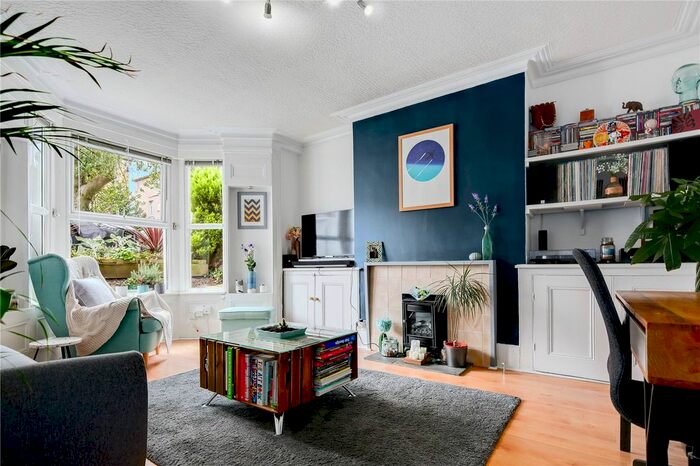 1 Bedroom Flat To Rent In Grosvenor Road, London E11