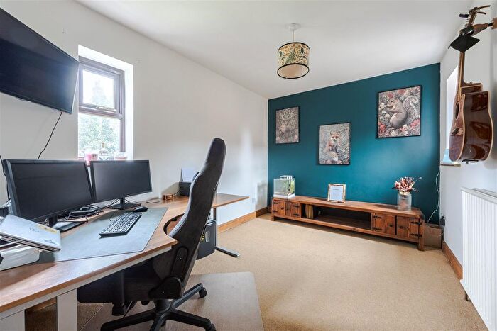 3 Bedroom Detached House For Sale In Windsor Grove, Goxhill, Barrow-Upon-Humber, DN19