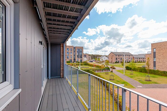 2 Bedroom Flat For Sale In (Flat ) Poppy Cruik, Cammo, Edinburgh, EH4