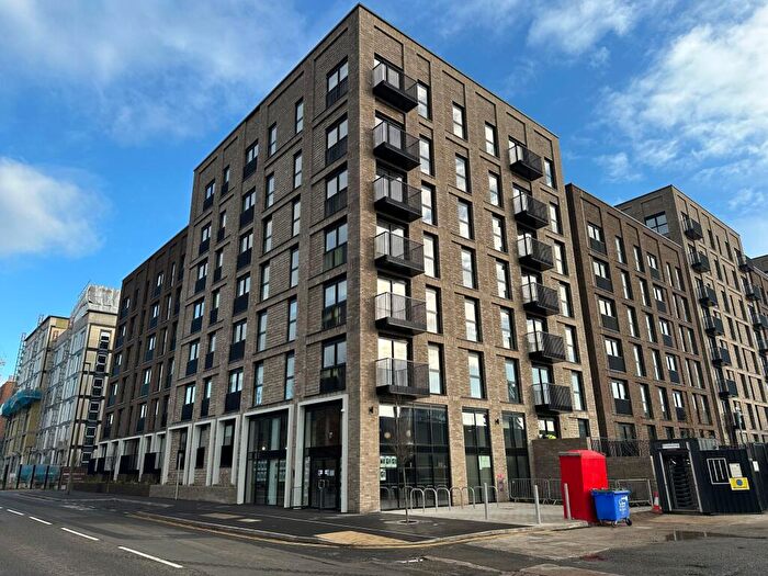 2 Bedroom Apartment To Rent In Ordsall Lane, Salford, M5