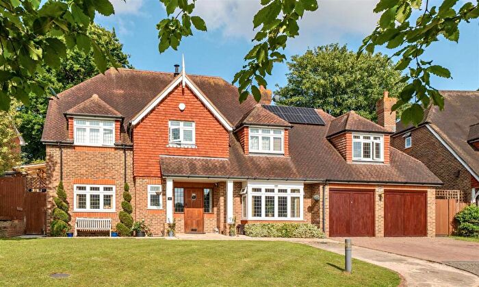 7 Bedroom Detached House For Sale In Green Farm Close, Green Street Green, BR6