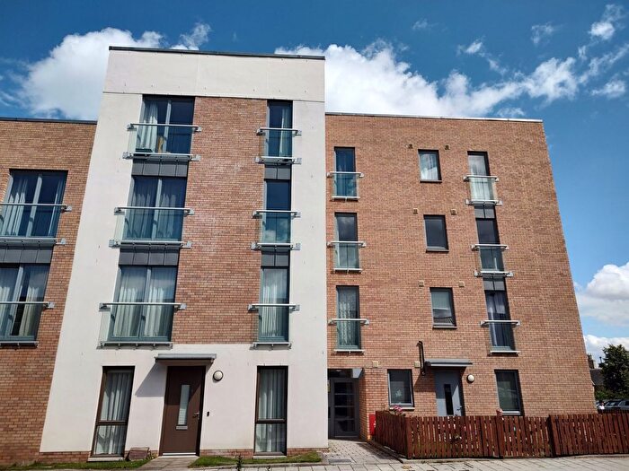 2 Bedroom Flat To Rent In Philip Terrace, Edinburgh, EH16