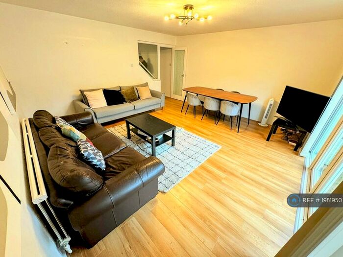 3 Bedroom Terraced House To Rent In John Mckenna Walk, London, SE16