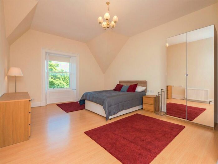 2 Bedroom Flat To Rent In Bruntsfield Crescent, Edinburgh, EH10