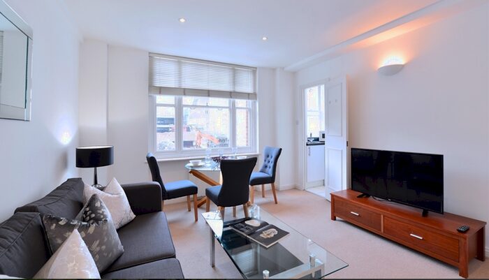 1 Bedroom Flat To Rent In Hill Street, London, W1J