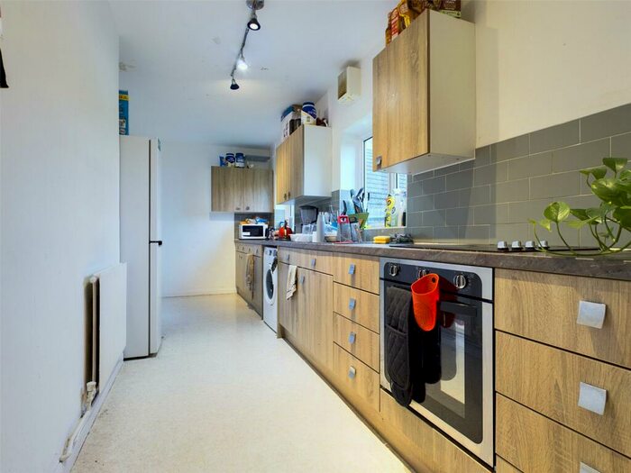 4 Bedroom Terraced House To Rent In Halland Road, Brighton, BN2