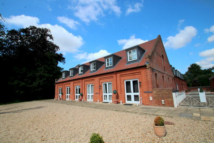 2 Bedroom Terraced House To Rent In The Street, Great Saling, CM7