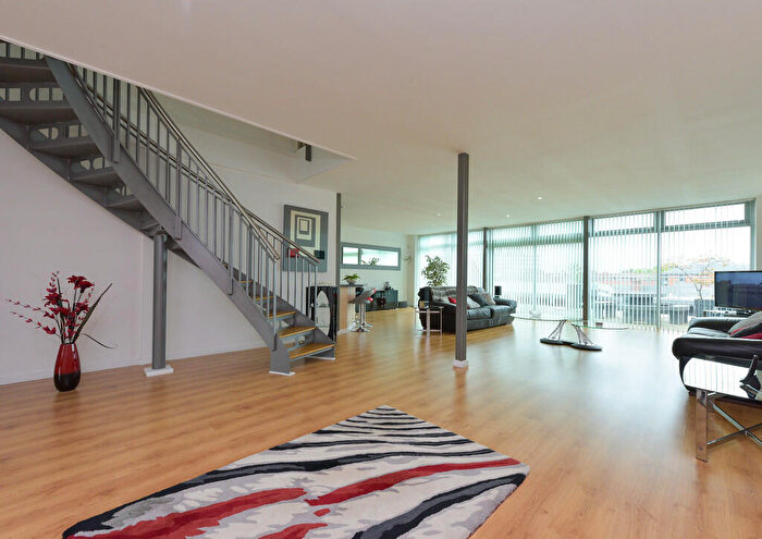 4 Bedroom Penthouse To Rent In New Hampton Lofts, Branston Street, Jewellery Quarter, B18