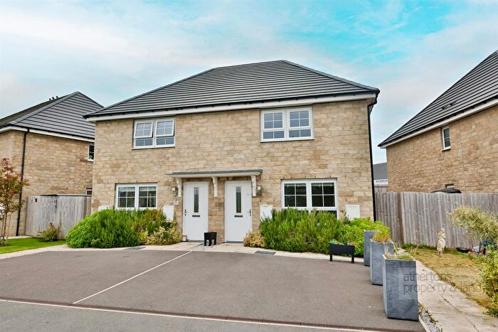 3 Bedroom Semi-detached House For Sale In Howgate View, Clitheroe, Ribble Valley, BB7