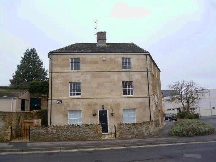 2 Bedroom Flat To Rent In Emery House, Emery Lane, Chippenham, SN15