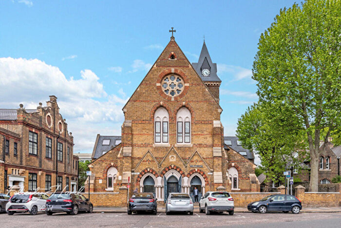 1 Bedroom Flat For Sale In St Leonards Road, London, E14