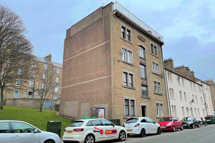 1 Bedroom Flat To Rent In Cleghorn Street, Dundee, DD2