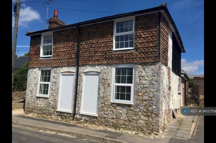 2 Bedroom Semi-Detached House To Rent In West Street, Maidstone, ME17